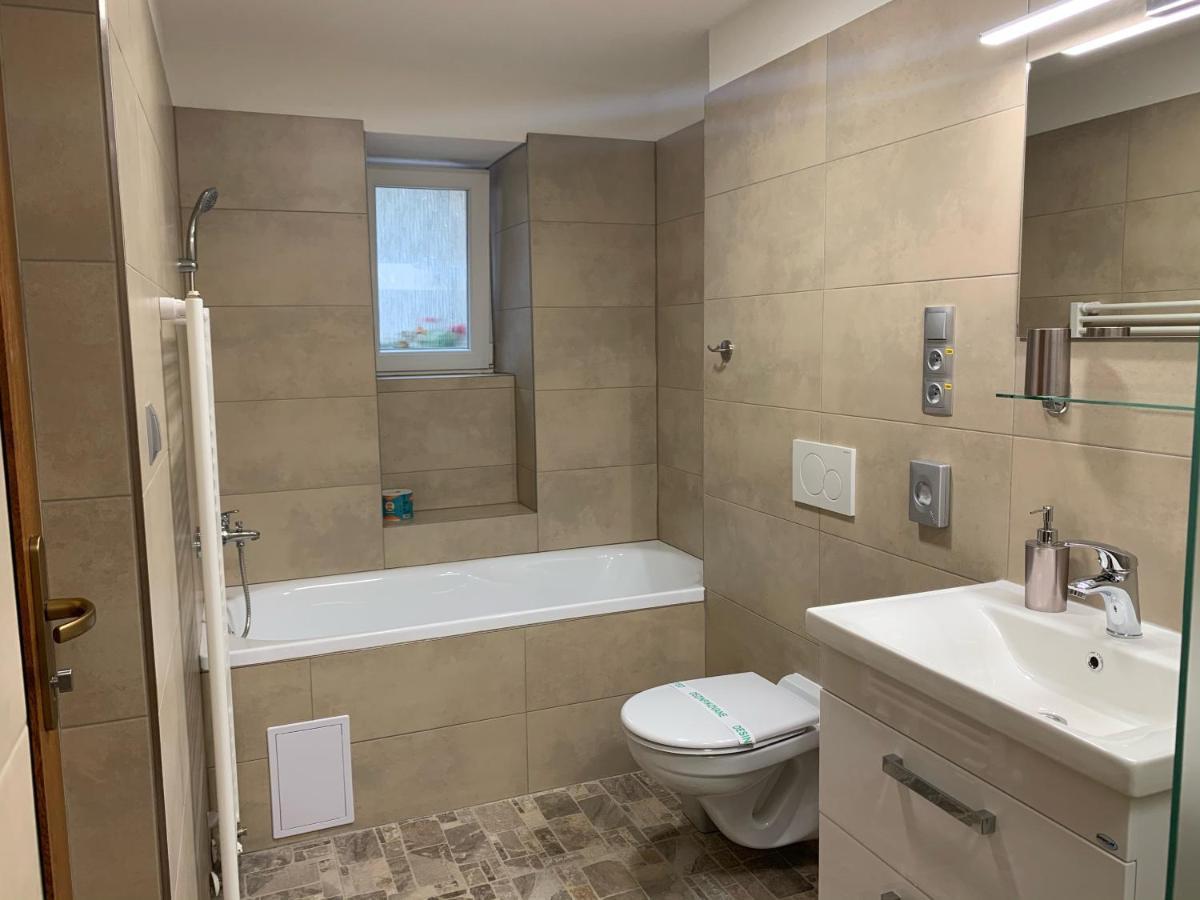 Apartmany Hujer 2 Bojnice Ngoại thất bức ảnh